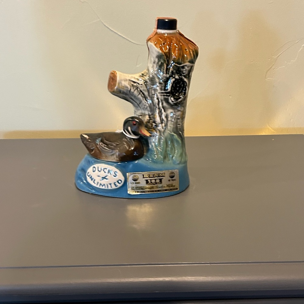 Ducks Unlimited Whiskey Decanter